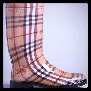 Burberry Haymarket Rain Boots Sz 6 US (Euro 36)